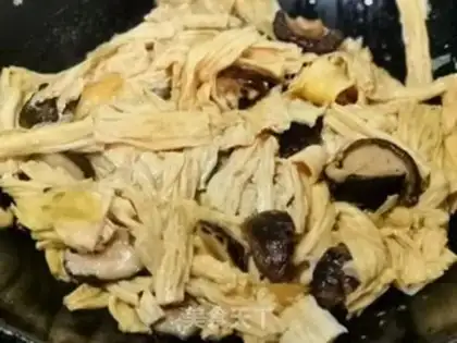 Make Bean sticks for mushrooms step 6