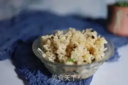 Make Onion beef fried rice step 8