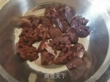 Make The liver and spinach step 1