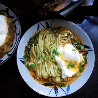 Make Sour eggs and spinach noodles step 8