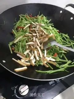 Make Spicy celery step 2