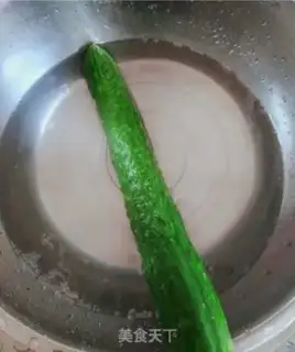 Make Cucumber roll step 0