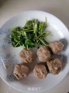Make Breakfast beefball soup step 0