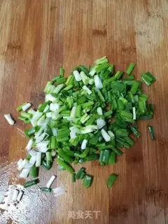 Make Onion fried goose eggs step 0