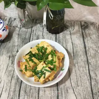 Make Garlic eggs and tofu step 10