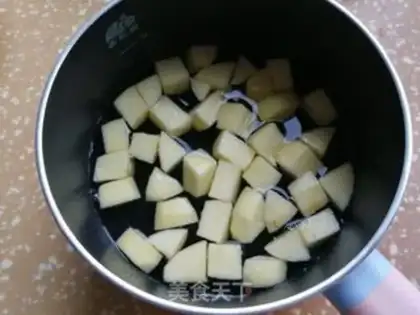 Make Apple potato soup step 2