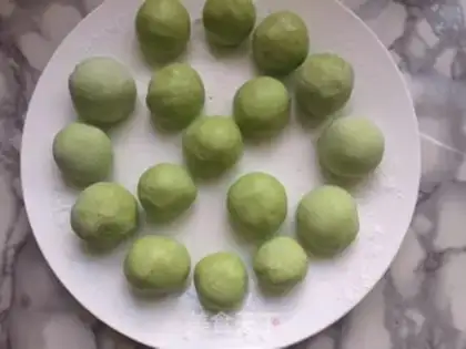 Make Chocolate nuts step 5