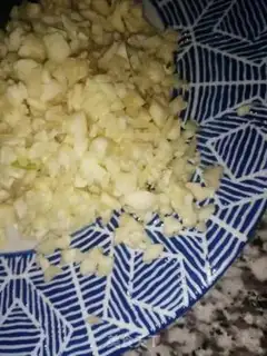 Make Garlic shrimp step 1