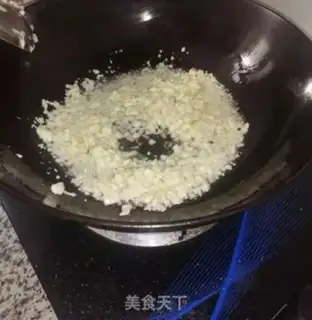 Make Garlic shrimp step 2