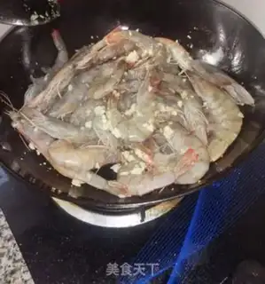 Make Garlic shrimp step 3