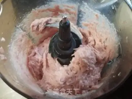 Make Onion porkballs step 2