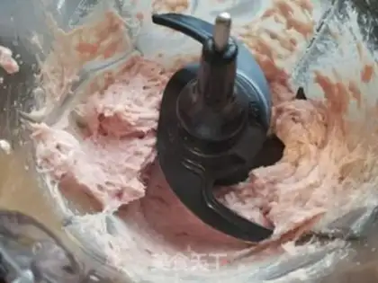Make Onion porkballs step 3