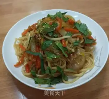 Make Carrot gravy noodles step 10