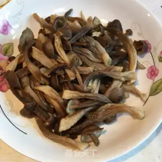 Make Scrambled veggie mushrooms step 0