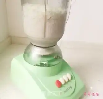 Make Water grinding rice powder step 2