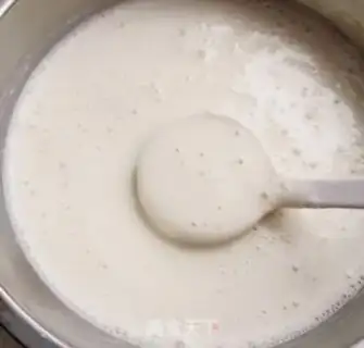 Make Water grinding rice powder step 3
