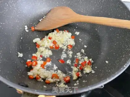 Make Frozen eggs step 1