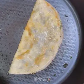 Make Hand grab cake step 5