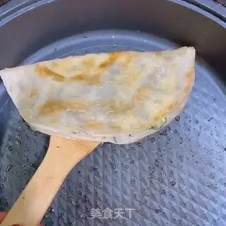 Make Hand grab cake step 6