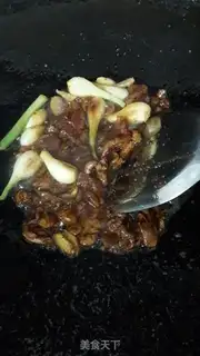 Make Cracker and fried meat step 6