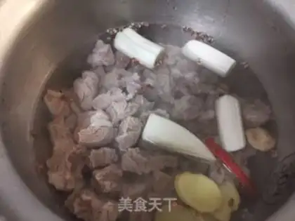 Make Roach and lamb stew step 3