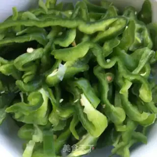 Make Two peppers and five sausages step 3