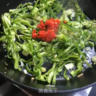Make Two peppers and five sausages step 7