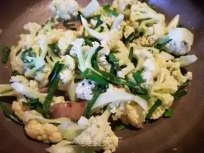 Make Garlic pastries step 9