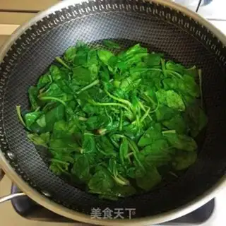 Make Spinach steamed eggs step 0