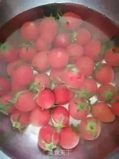 Make Plum tomato step 0