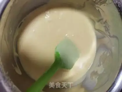 Make Yogurt cake step 4
