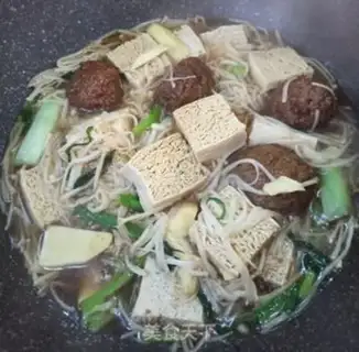 Make Frozen tofu, gold and mushrooms step 4