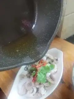 Make Strawberry crawberry with twigs step 8