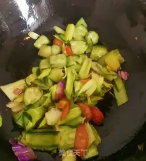 Make Tomato gravy step 1