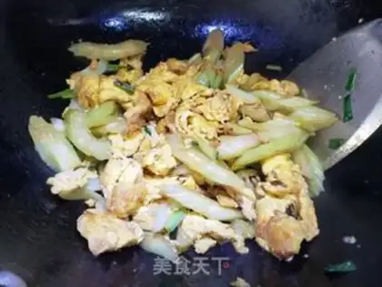Make Cricket fried goose eggs step 5