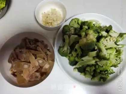 Make ♪ Burn the broccoli ♪ step 0