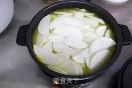 Make Gold and radish lamb step 5