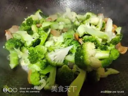 Make Chicken soup, peas step 1