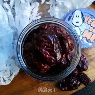 Make Three steamed red dates step 7