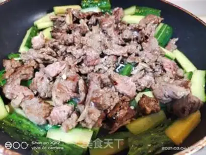 Make Cucumber beef step 3