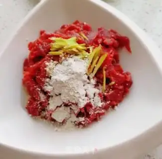 Make Garlic beef step 1