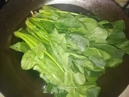 Make A spinach fan step 4