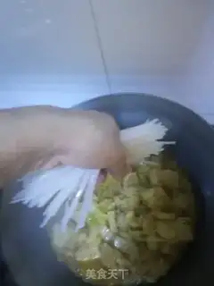 Make The cabbage with a bouquet of tofu step 16