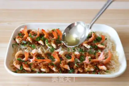 Make Dry old duck and garlic fan shrimp step 15
