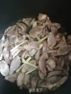 Make Spicy chicken step 1