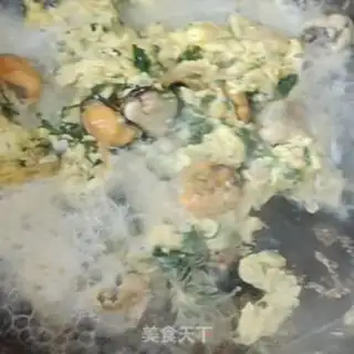 Make The mussels are swans step 12