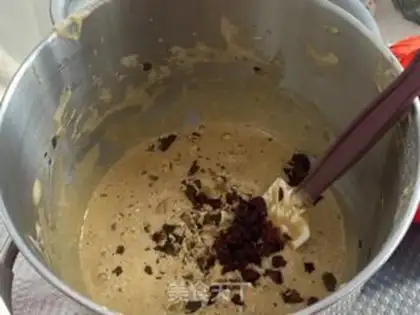 Make Golden date cake step 7