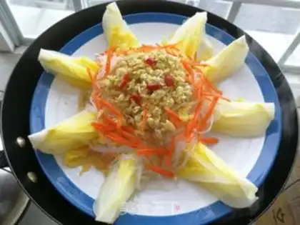 Make Garlic fan dolls step 9