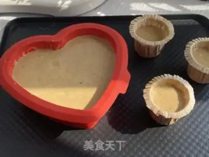 Make Golden date cake step 8