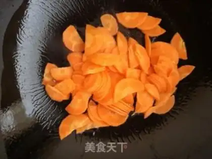 Make Pyramid carrots step 1